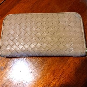 Bottega Veneta Long Wallet Authentic